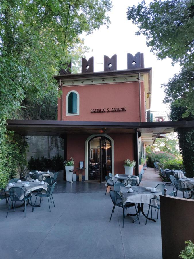 Hotel Castello S. Antonio Lazise Bagian luar foto