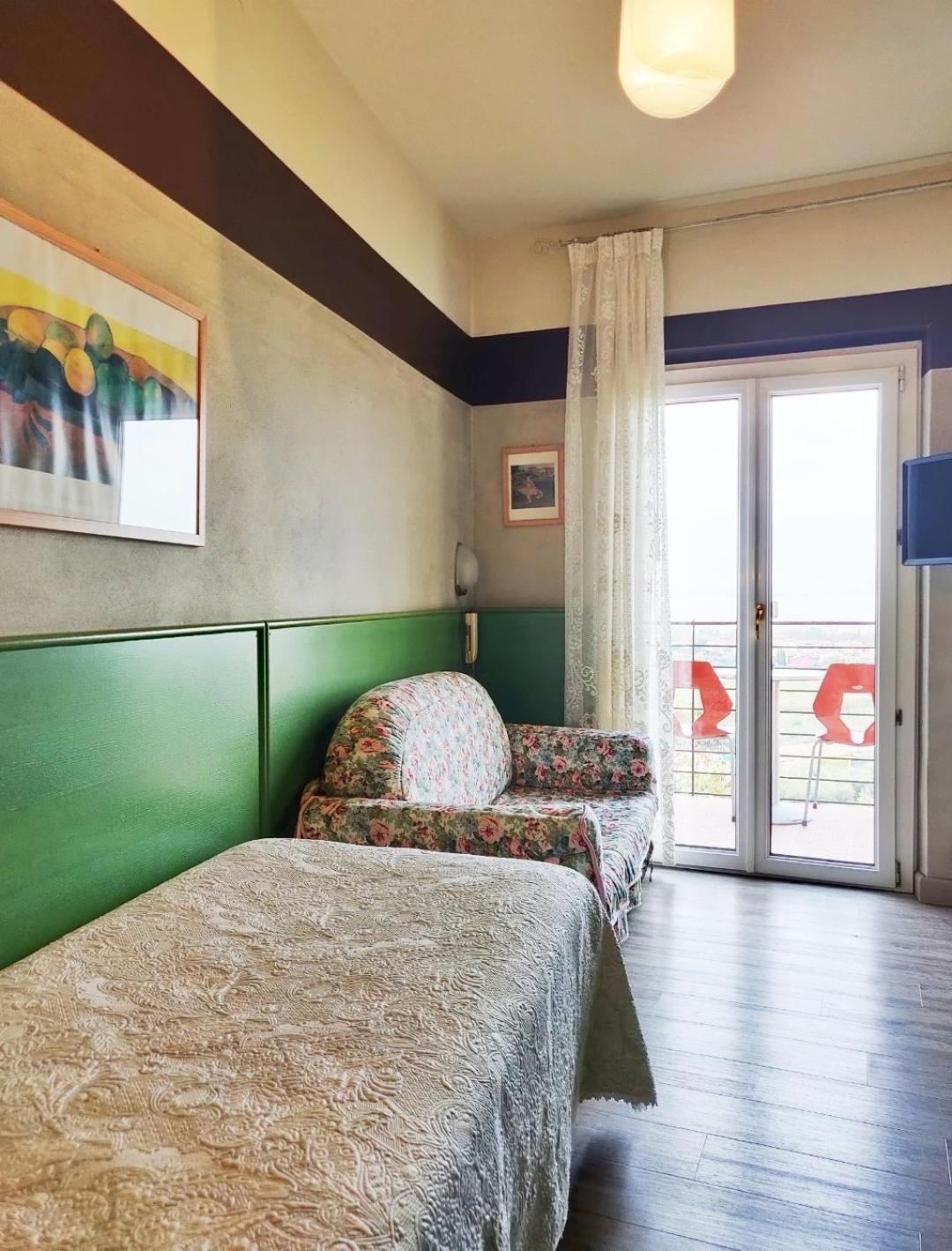 Hotel Castello S. Antonio Lazise Bagian luar foto