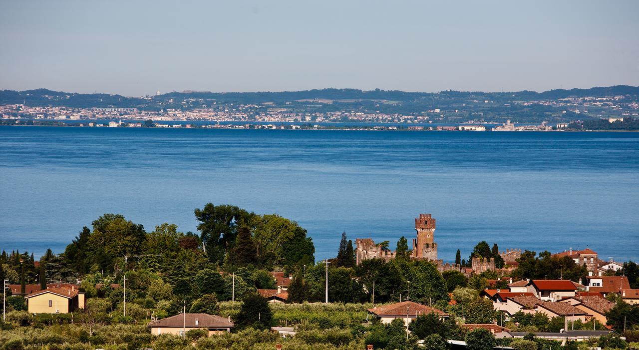 Hotel Castello S. Antonio Lazise Bagian luar foto